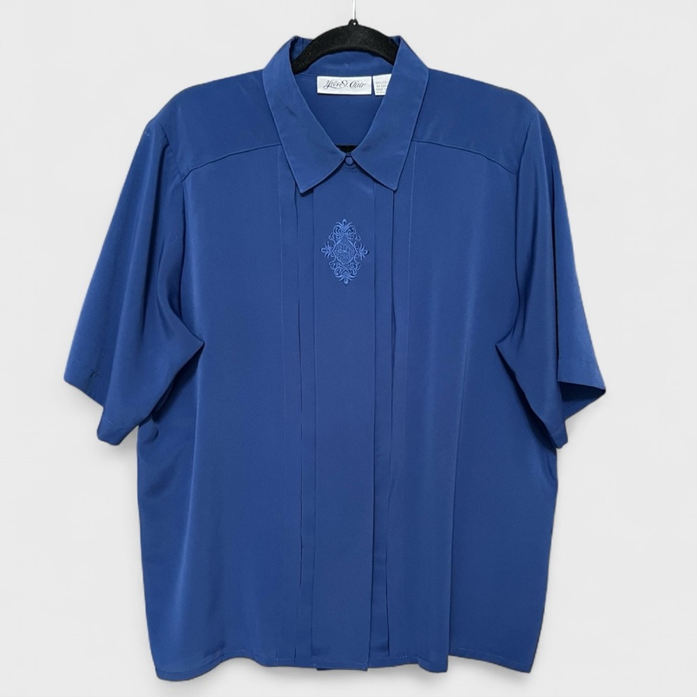 Vintage Yves St. Clair Royal Blue Embroidered Button Down Blouse. Women’s 18